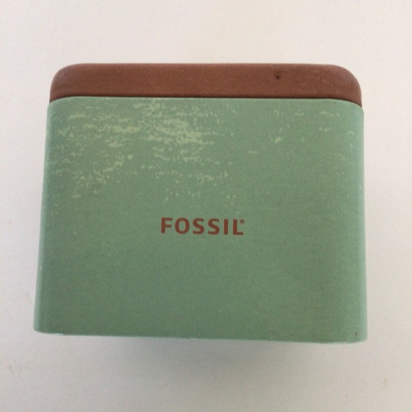FOSSIL RETRO WATCH TIN BOX - Picture 5 of 9